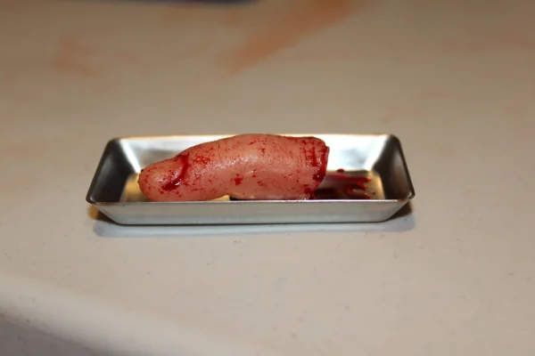 ForensicFX Studios Severed Finger Prop On Medical Metal Tray> Halloween Accessories